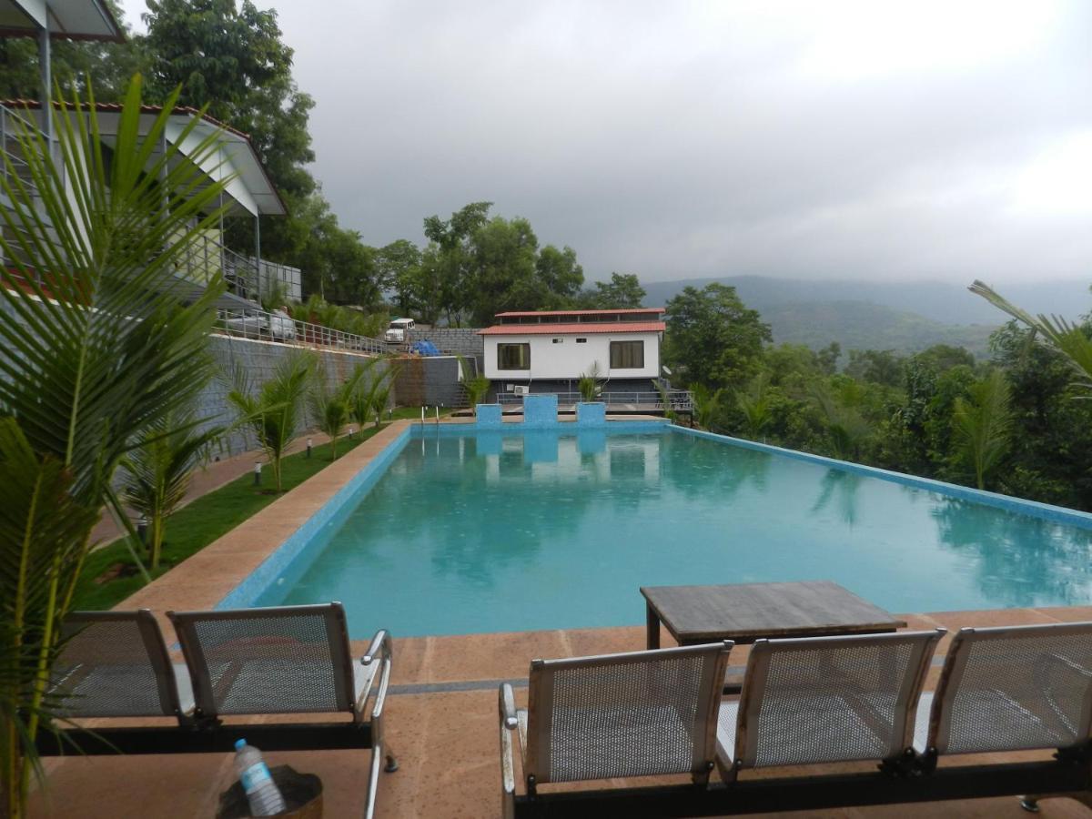 The Nihal Resort Mahabaleshwar Bagian luar foto