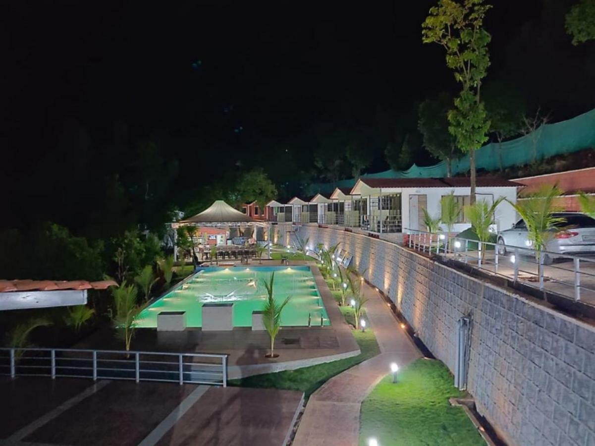 The Nihal Resort Mahabaleshwar Bagian luar foto