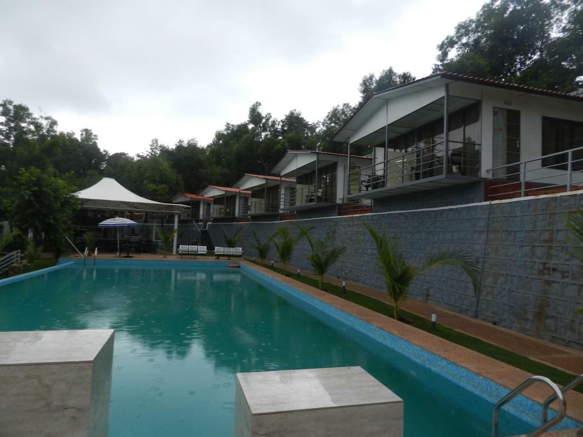 The Nihal Resort Mahabaleshwar Bagian luar foto